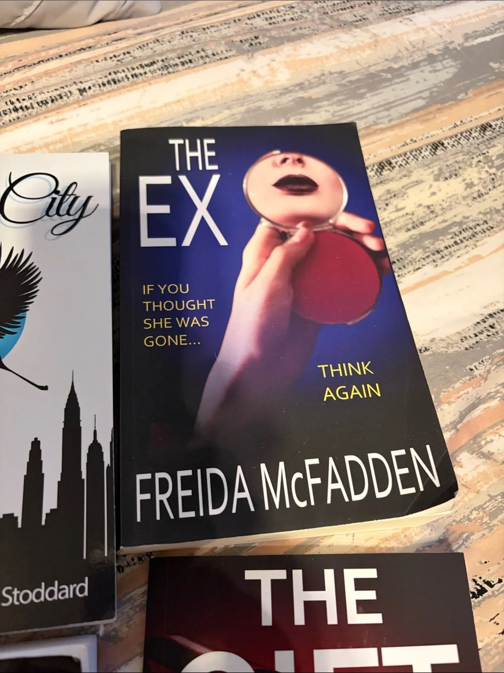 LotFreida McFadden Paperback Book Lot — Baby City, The Ex, Brain Damage,The Gift - Picture 3 of 5